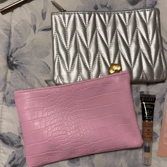 LOT of 2 Ipsy Bags and makeup, perfume etc - Picture 3 of 5